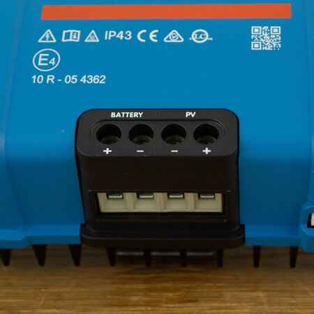 Victron SmartSolar MPPT 100/50 Solar Laadregelaar - Retour zonder doos