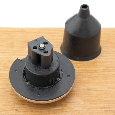 Victron Walstroom invoer/inlet 16A RVS