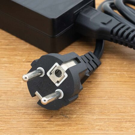Blu-Basic Laptop oplader AC Adapter 90W | voor Toshiba