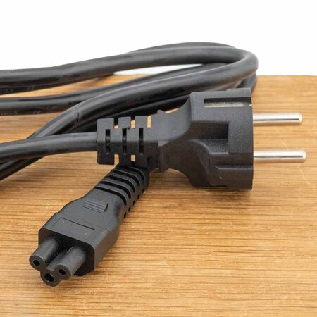 Blu-Basic Laptop / netbook oplader AC Adapter 40W voor HP / Compaq