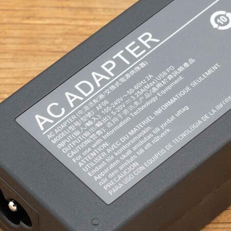 Laptop oplader USB-C AC Adapter 65W - Zwart