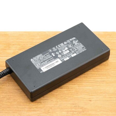 Toshiba Laptop oplader AC Adapter 120W | Plug: 5,5 x 2,5