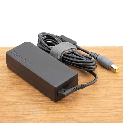 Lenovo Laptop lader AC Adapter 65W 7,9 x 5,5 mm