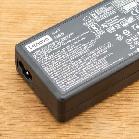 Lenovo Laptop oplader AC Adapter 135W Slim Tip