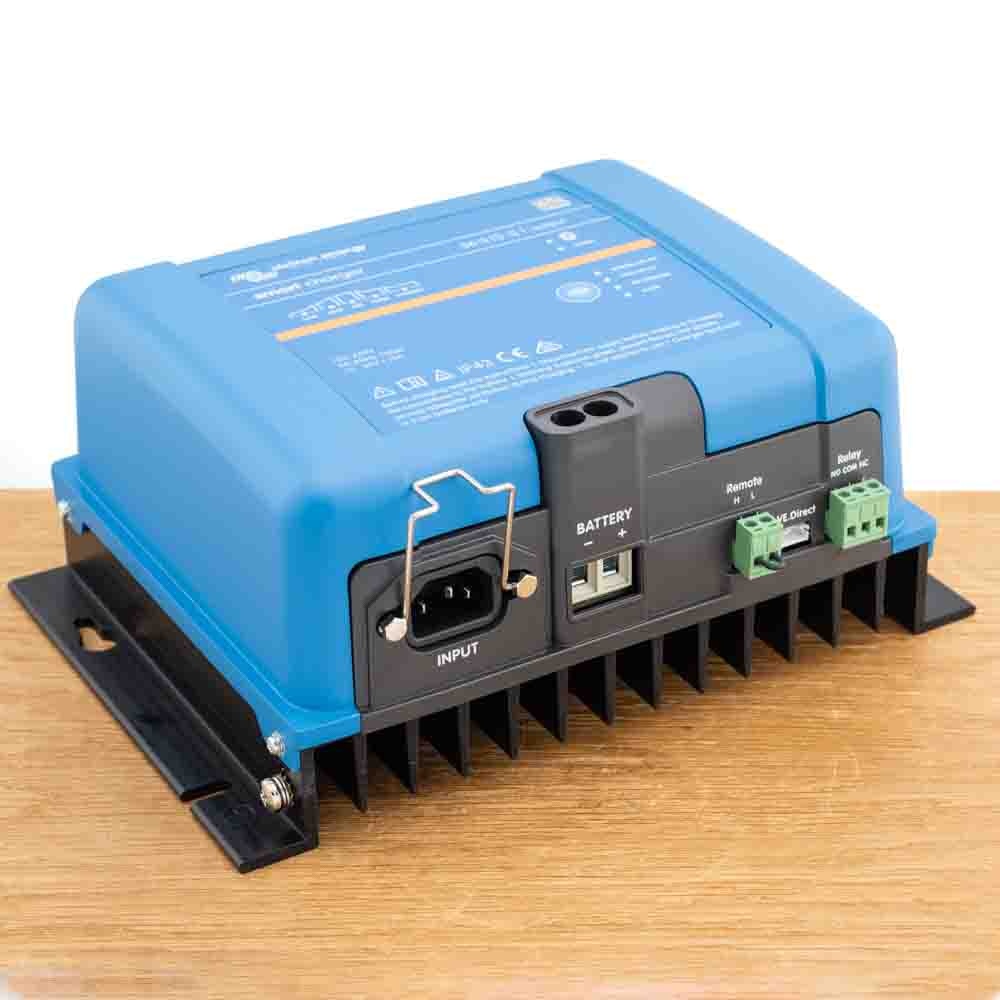 Phoenix Smart IP43 lader 36/15 (1)