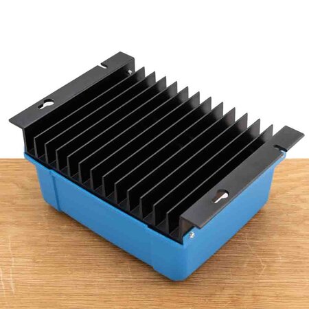 Victron Phoenix Smart IP43 lader 48/13 (1) 120-240V