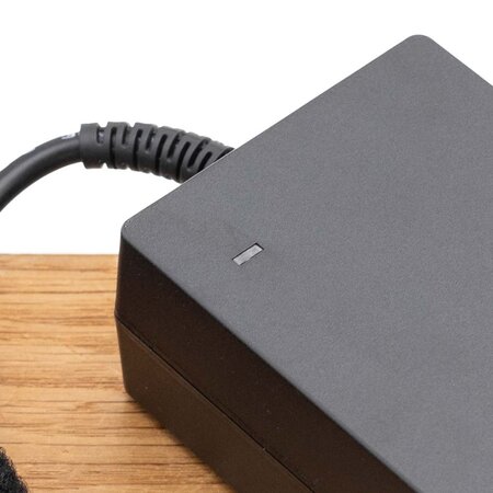 Blu-Basic Laptop oplader AC Adapter 135W | voor o.a. HP / Compaq