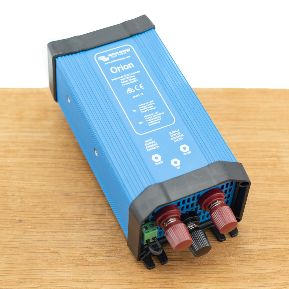 Orion 24/12-80A non isolated met binding posts IP20