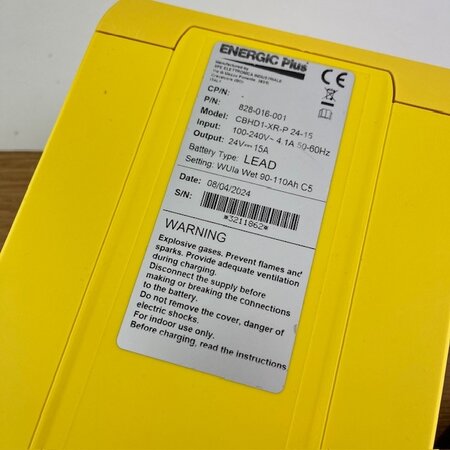 Energic Plus CBHD3 Hoogfrequent Acculader 24V 30A Nat