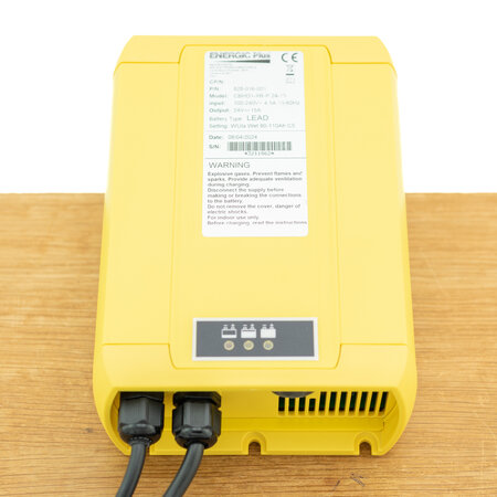 Energic Plus CBHD3 Hoogfrequent Acculader 24V 30A Nat