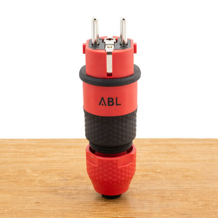 ABL ABL Professional geaarde stekker 16A 250V IP54 rood - SCHUKO (Type F) & Frans/Belgisch (Type E) - 2K Elamid/TPE behuizing