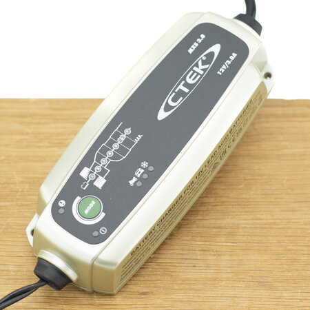 CTEK Ctek MXS 3.8 (12V / 0,8A - 3,8A) - Retour