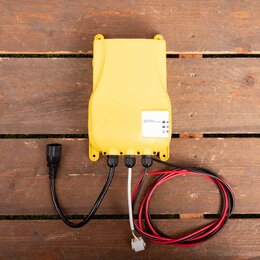 Energic Plus CBHD3 Hoogfrequent Acculader 24V 30A Nat