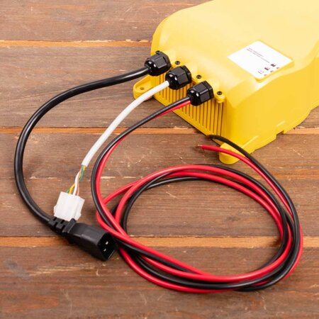 Energic Plus CBHD3 Hoogfrequent Acculader 24V 30A Nat