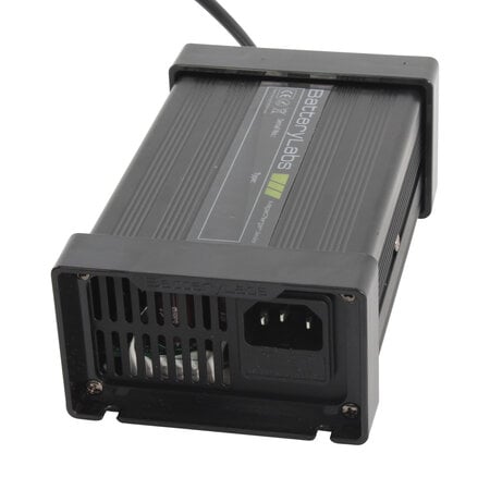 BatteryLabs MegaCharge Gel 24V 10A - XLR Stekker - Retour