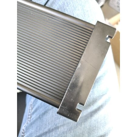 BatteryLabs MegaCharge Gel 24V 10A - XLR Stekker - Retour