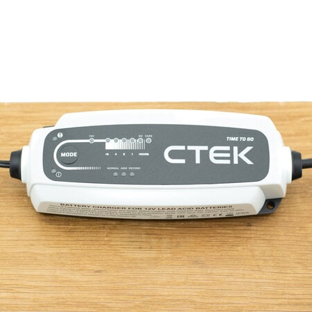 CTEK CT5 TIME TO GO - Bundel met Opbergkoffer, Indicator Eyelets en Bumper - Zonder Wikkel