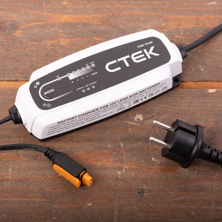 CTEK CT5 TIME TO GO - Bundel met Opbergkoffer, Indicator Eyelets en Bumper - Zonder Wikkel