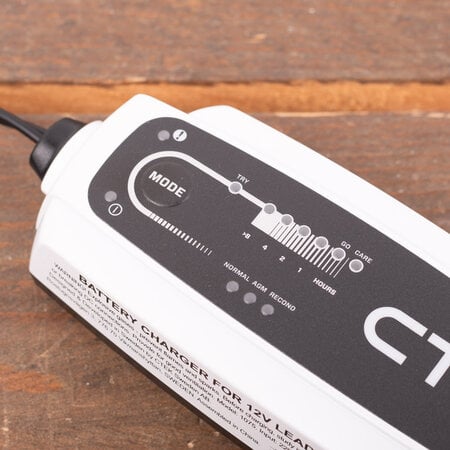 CTEK CT5 TIME TO GO - Bundel met Opbergkoffer, Indicator Eyelets en Bumper - Zonder Wikkel