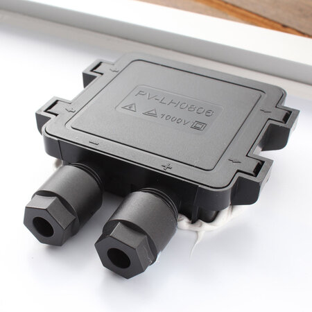 Victron BlueSolar 40Wp mono (540 x 450 x 25mm)