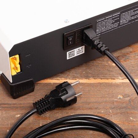 GYS multifunctionele acculader met voeding GYSFLASH 100.12 HF | 100A | 2.5M kabels