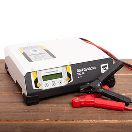 GYS acculader met voeding GYSFLASH 100.12 HF 2.5M