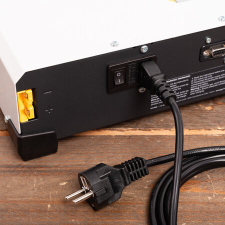 GYS acculader met voeding GYSFLASH 101.12 CNT | USB / SMC | 100A | 2.5M kabels
