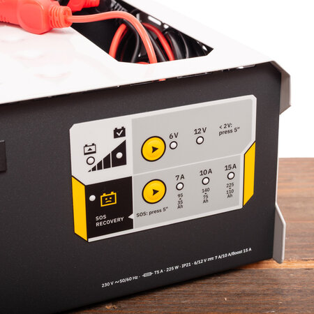 GYS acculader BATIUM 15.12 | 6, 12V | 225W