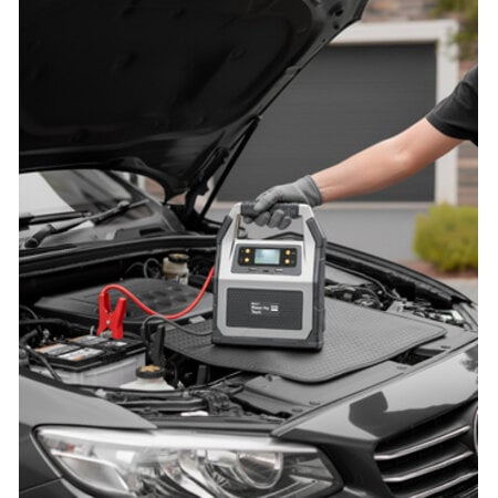 GYS NOMAD POWER PRO TRUCK 12/24V lithium startbooster 600A met 2000A piekstroom