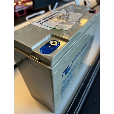 Victron AGM 12V/25Ah Super Cycle Accu/ Batterij M5 - Beschadigd