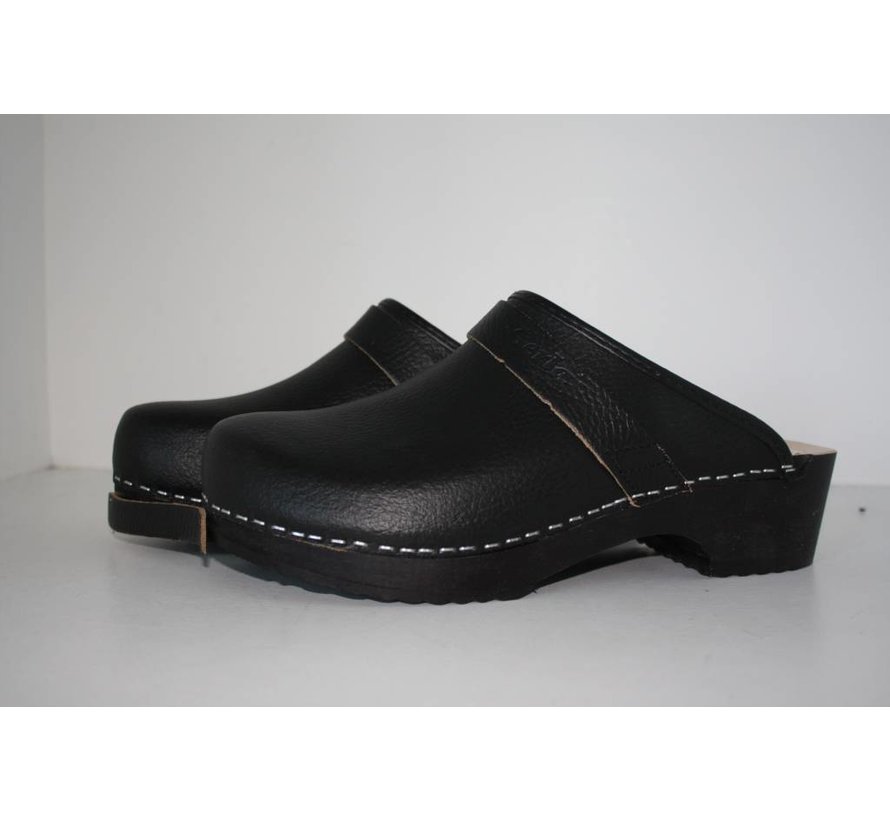 Clog black PU open heel