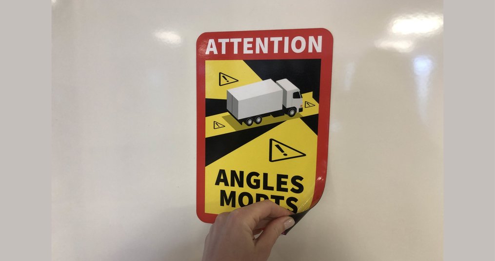 Belangrijke informatie voor het gebruik van magnetische platen voor voertuigen! / Important information for the use of magnetic plates for vehicles!