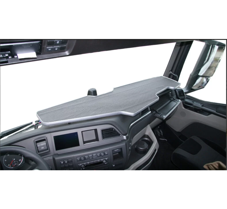 Dashboard table full length - MAN TGX from 2020