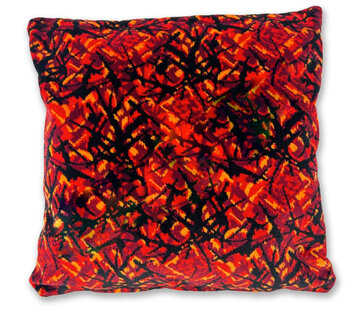 Danish plush cushion – red / blue – 37x37 cm