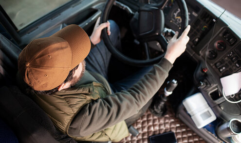 5 onmisbare producten in de cabine van een vrachtwagen