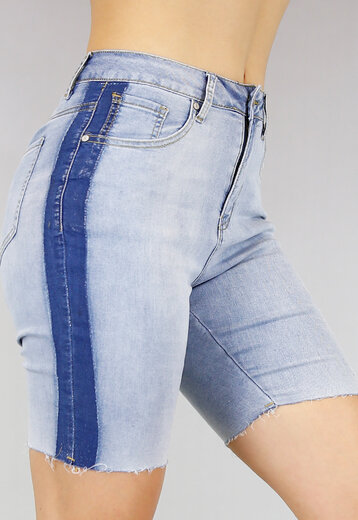 BF2023 Lichtblauwe Jeans Bermuda met Streepdetail