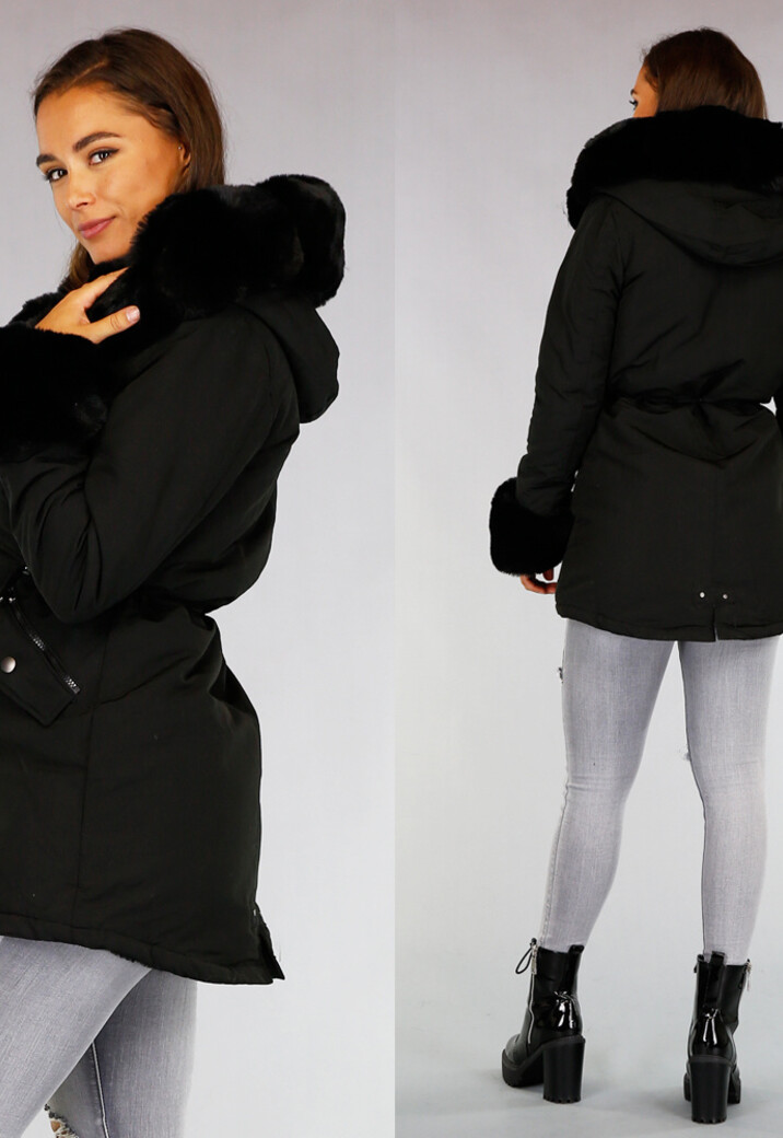 Zwarte Bont Winterjas met Capuchon