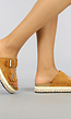 BF2023 Camel Suède-Look Slippers met Vrolijk Plateau