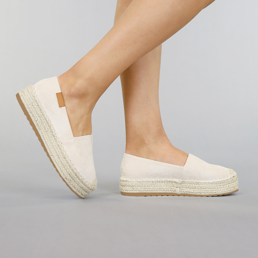 Basic Beige Suède-Look Instap Espadrilles - Uwantisell.nl