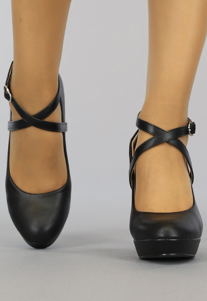 Zwarte Lederlook Pumps met Enkelbandje