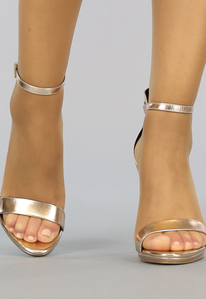 Champagne Stiletto Sandaletten met Peeptoe