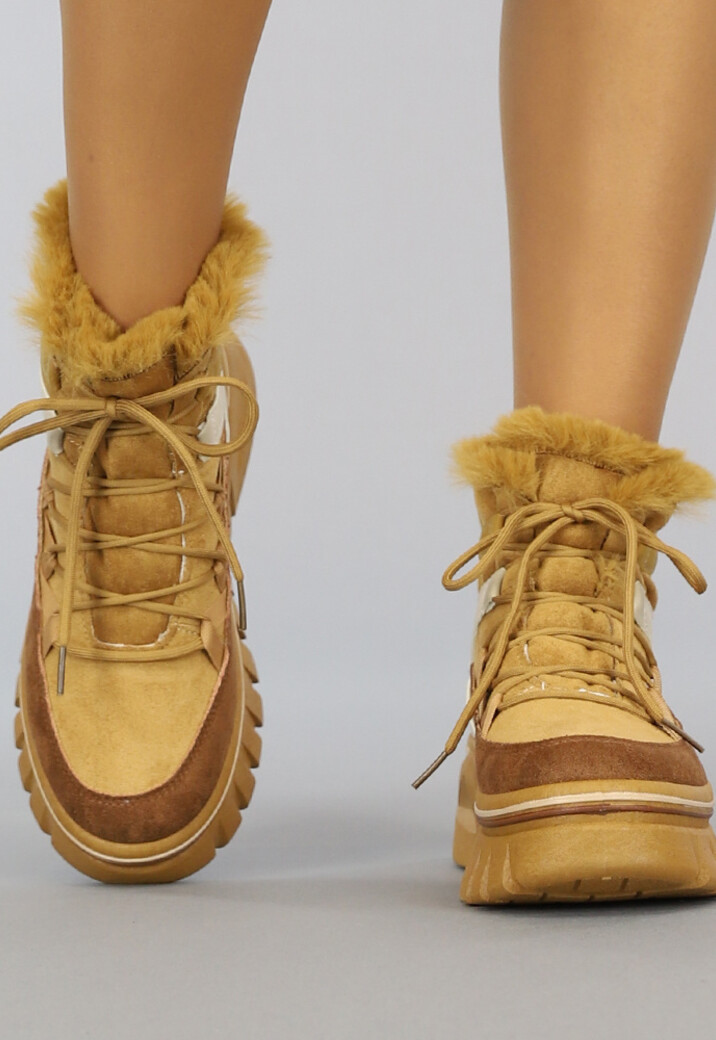 Grove Camel Snowboot Enkellaarsjes met Veter