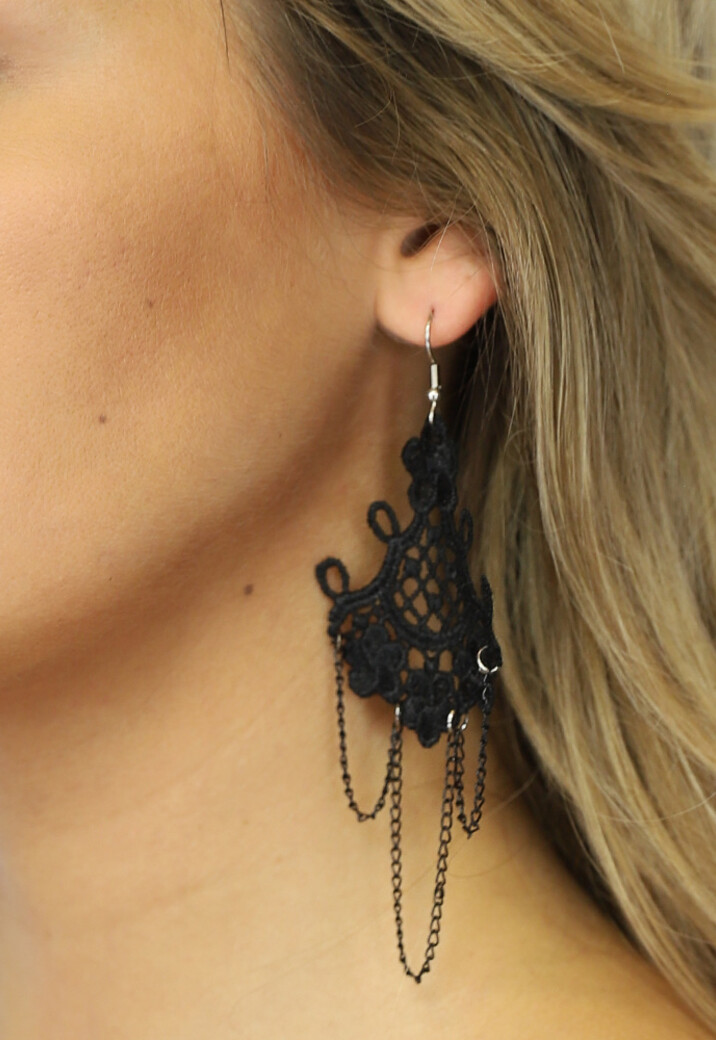 Zwarte Gehaakte Oorbellen