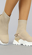 Hoge Beige Sock Sneakers met Kettingdetail