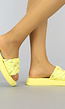 Gele Slippers met Gevlochten Band en Gouden Details