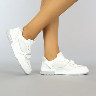 Witte lage Sneakers met Grijze Details en Klittenband