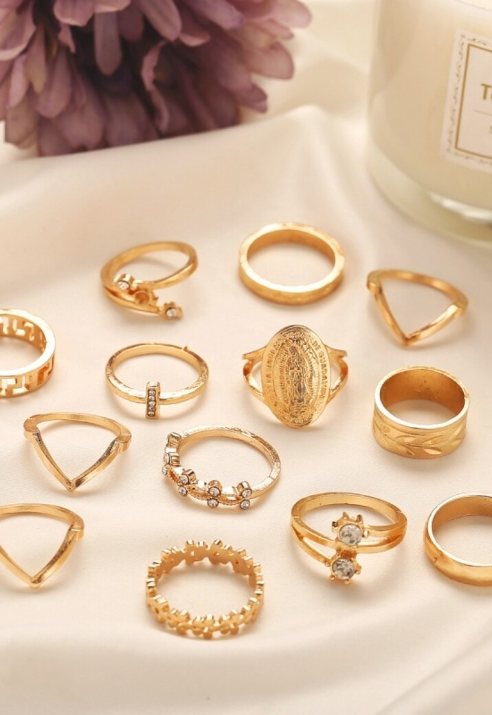 Gouden Vintage Dertiendelige Ringen Set
