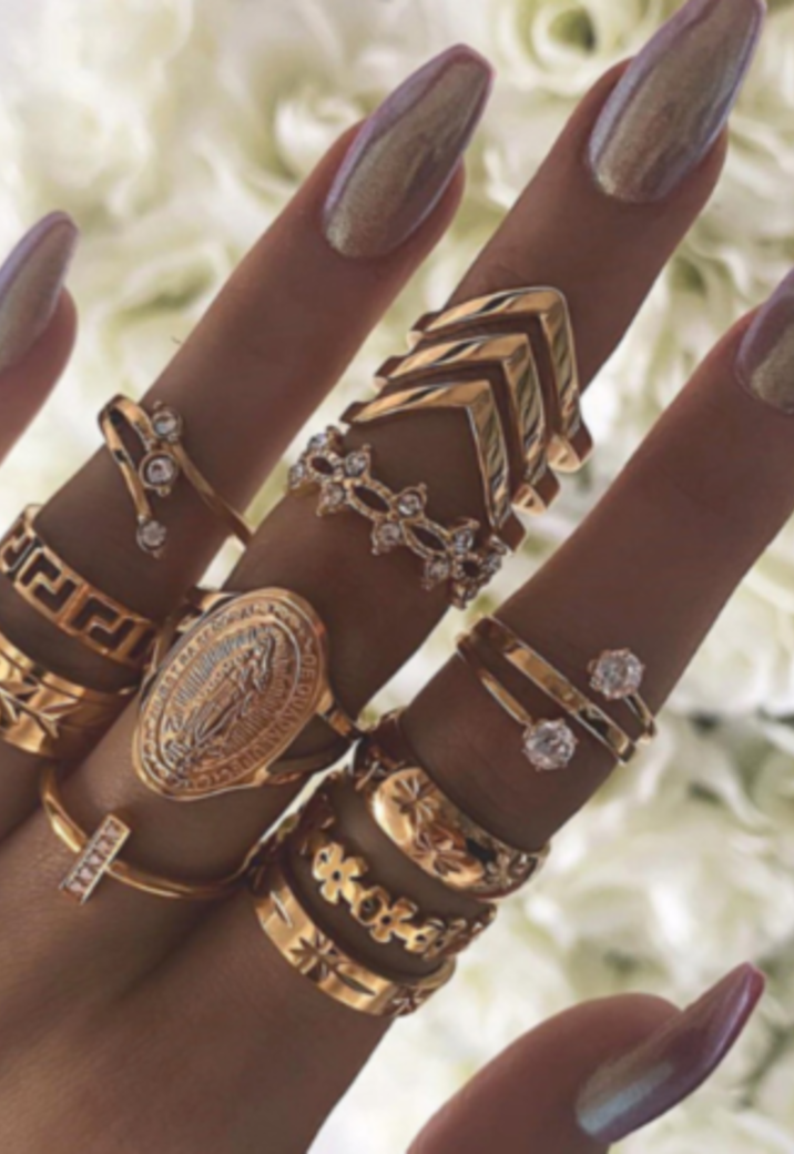 Gouden Vintage Dertiendelige Ringen Set