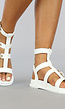 Witte Lederlook Sandalen met Gespsluitingen