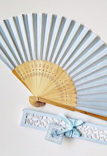 Babyblauwe Zijden Waaier Bamboe